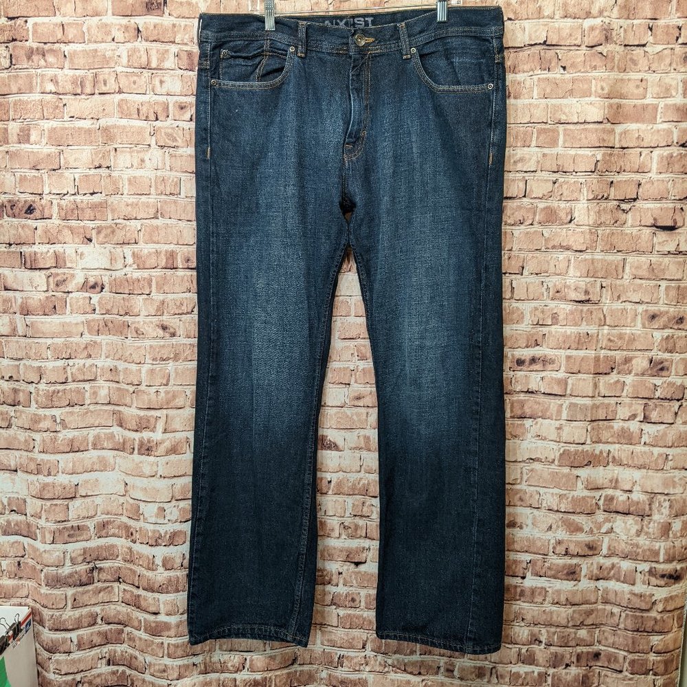Axist Jeans Premium Denim Straight Leg Size 38 x 32